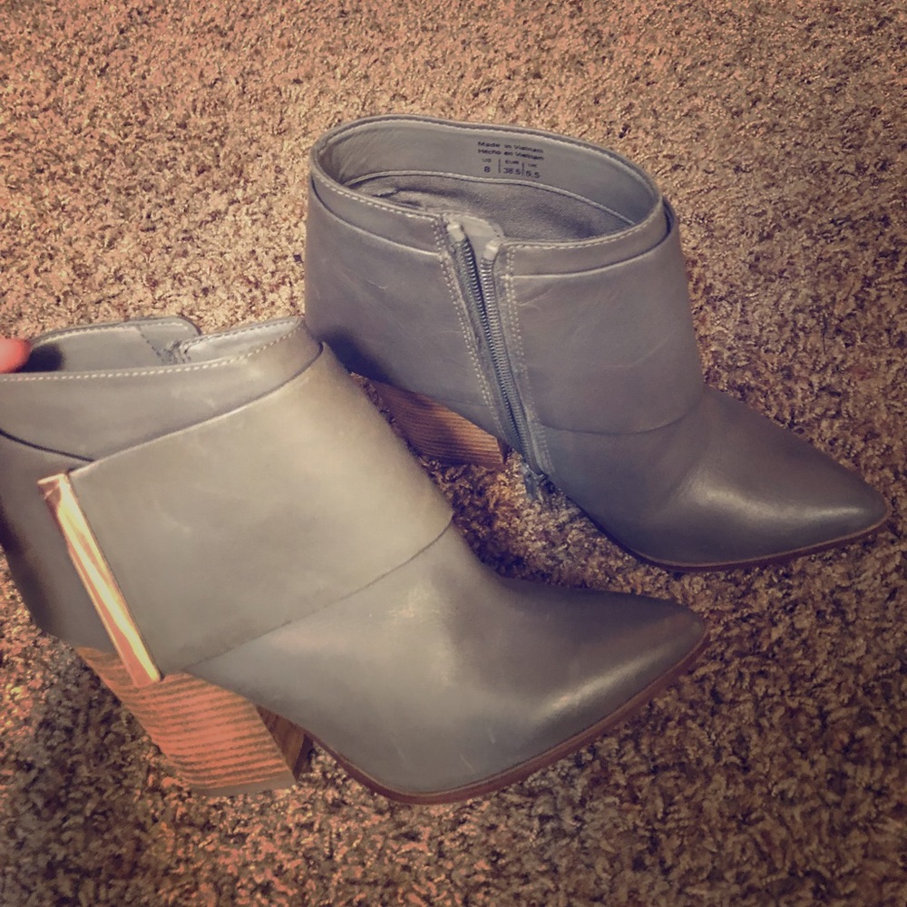 Aldo Booties size 8